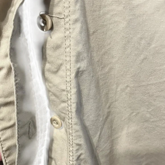 Celebrity Pink Khaki Button-Down Romper – XXL - Picture 4 of 7